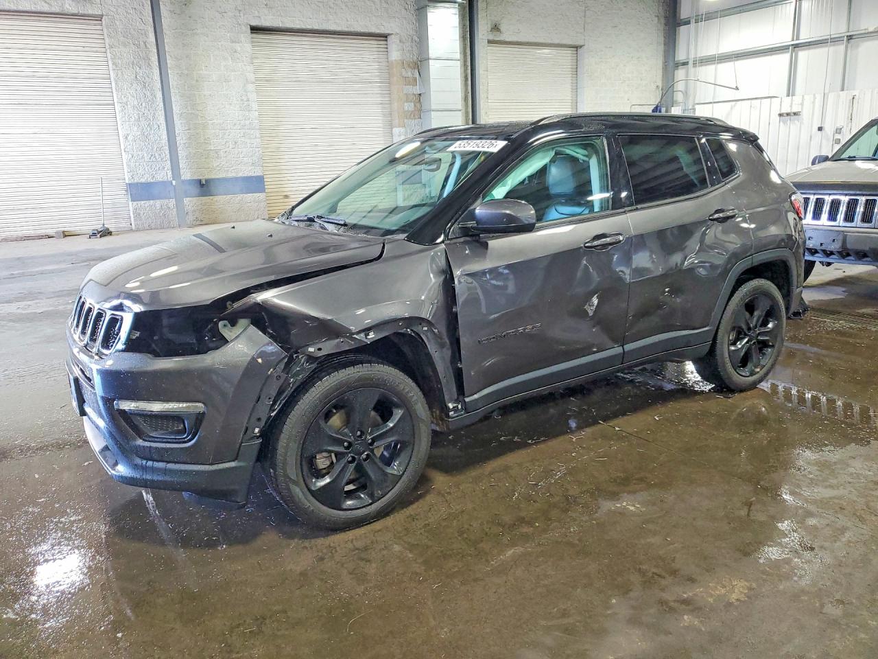 Salvage Jeep Compass Image