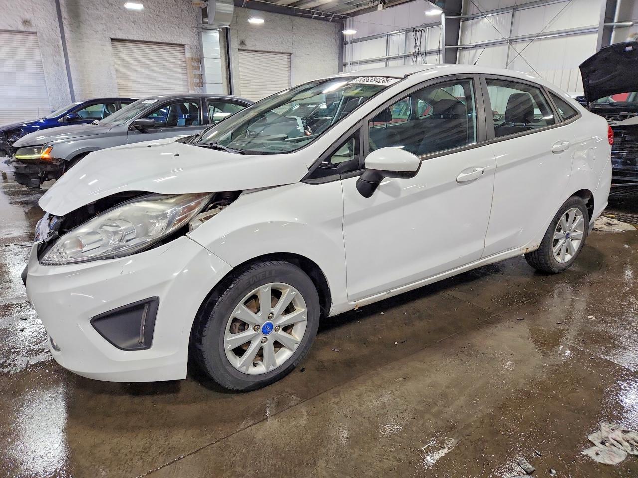 Salvage Ford Fiesta Image