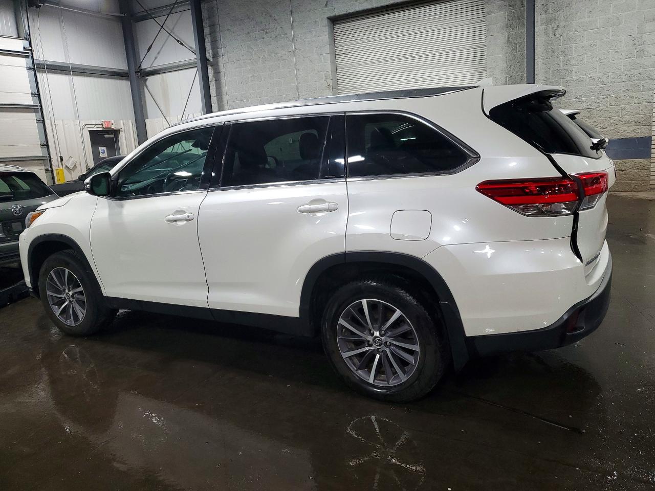 Toyota Highlander Xle