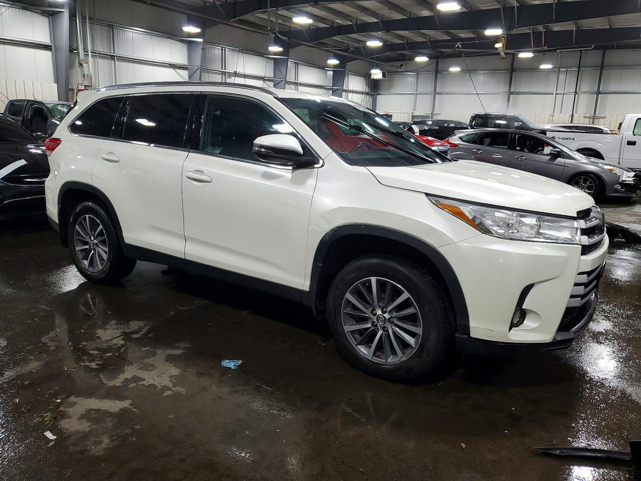 Toyota Highlander Xle