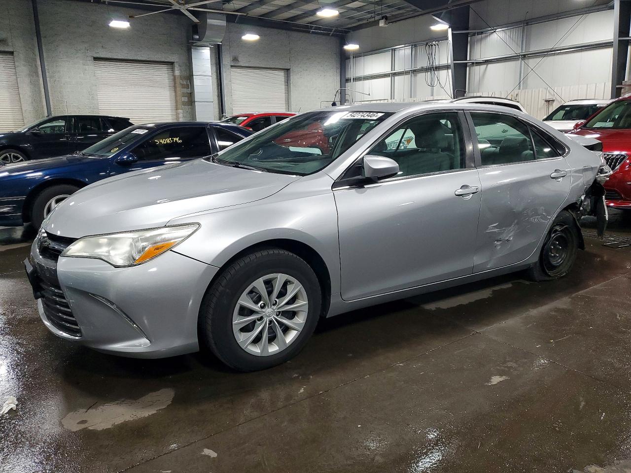 Salvage Toyota Camry Image