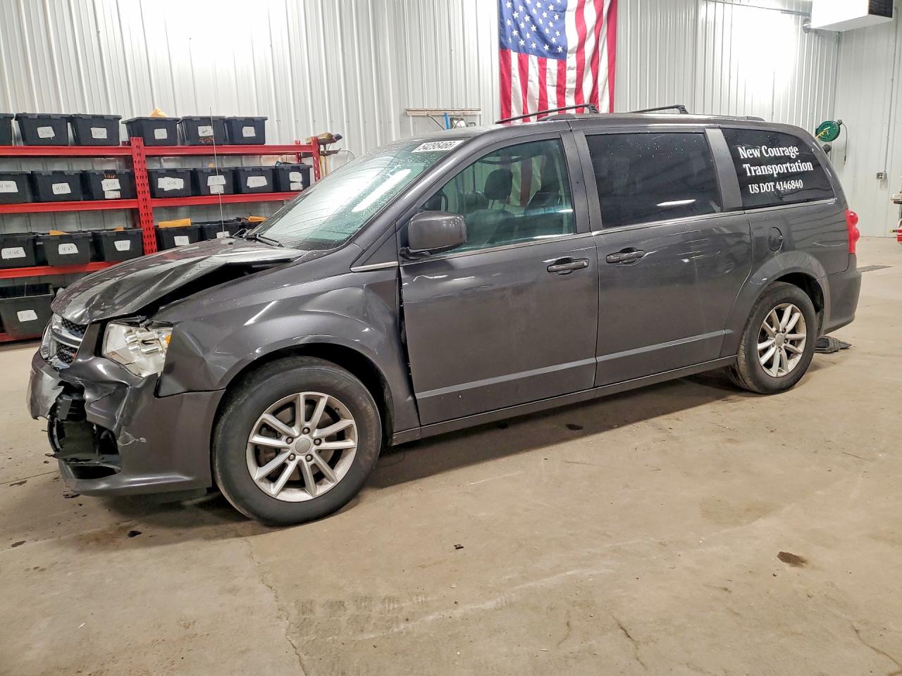 Salvage Dodge Caravan Image