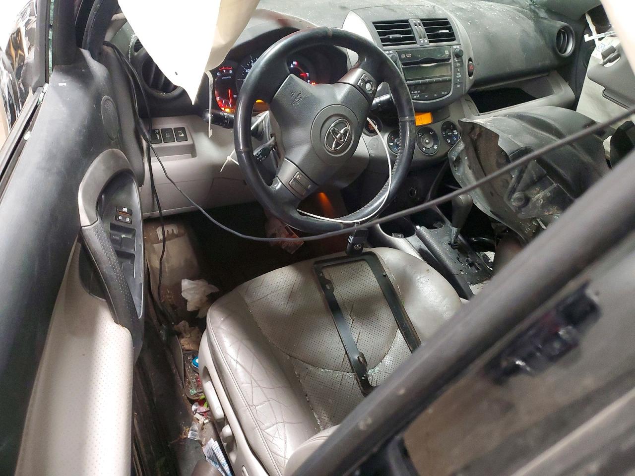 Toyota RAV4 Limited