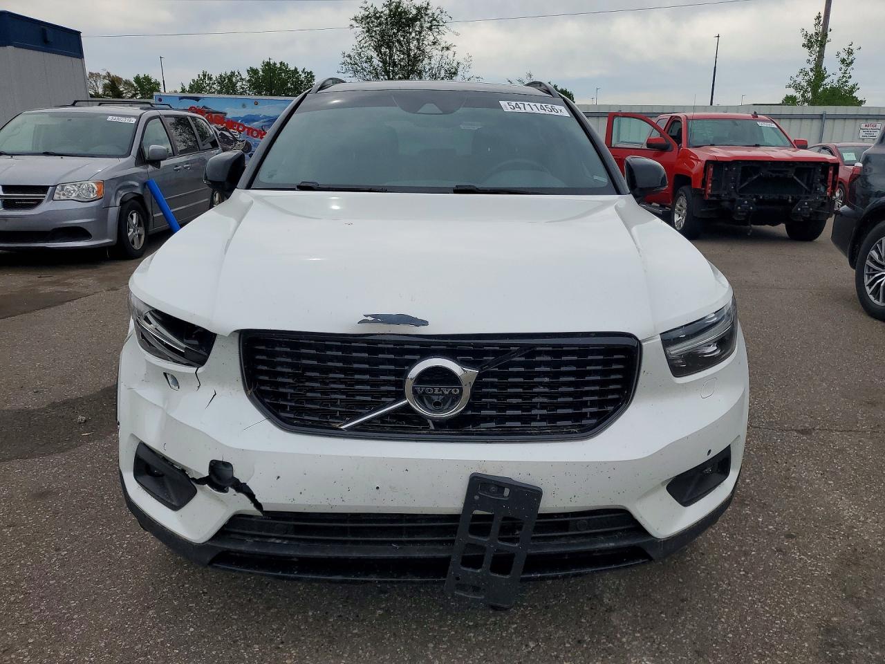 Volvo XC40 T5 R-design