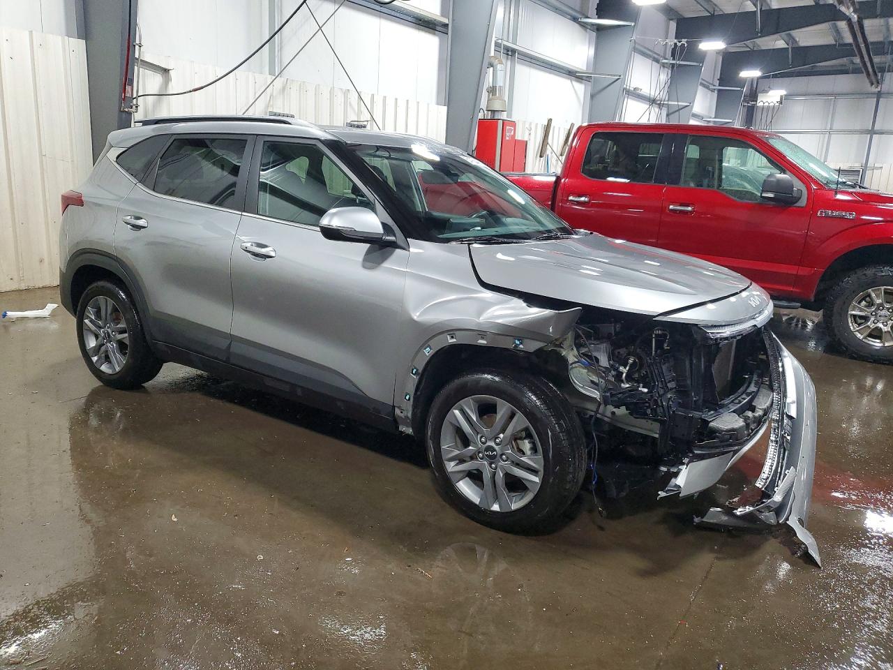 Kia Seltos S