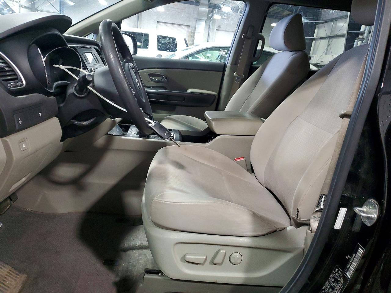 Kia Sedona Lx