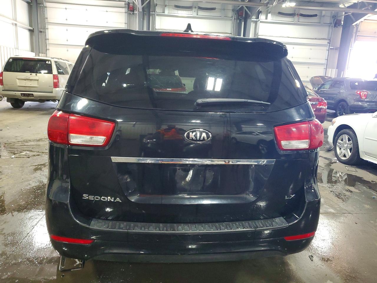 Kia Sedona Lx