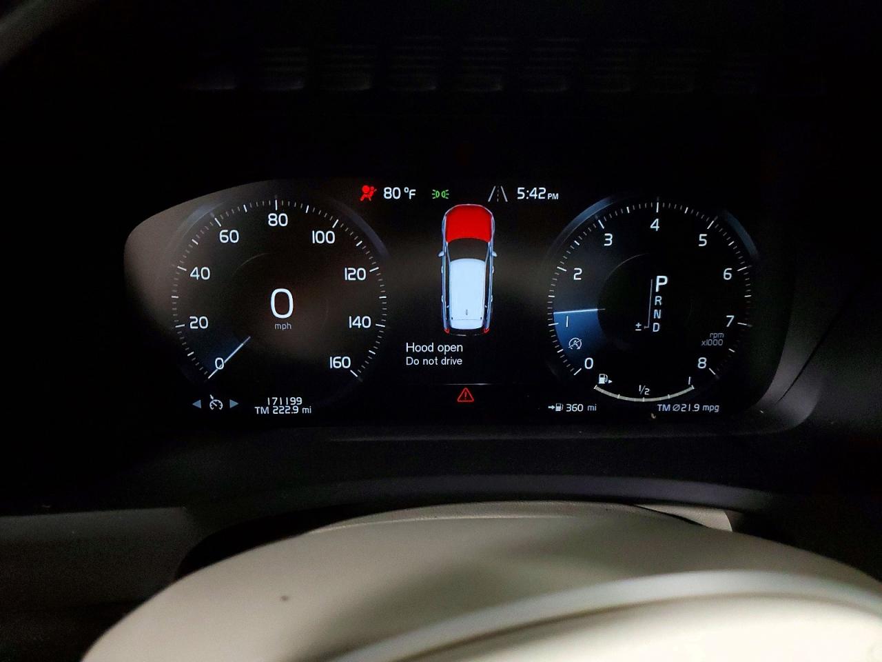 Volvo XC90 T6