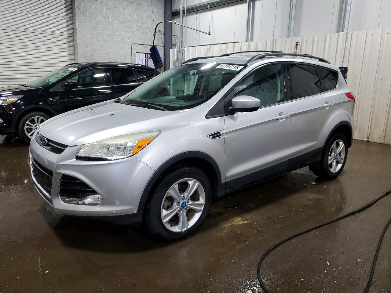 Salvage Ford Escape Image