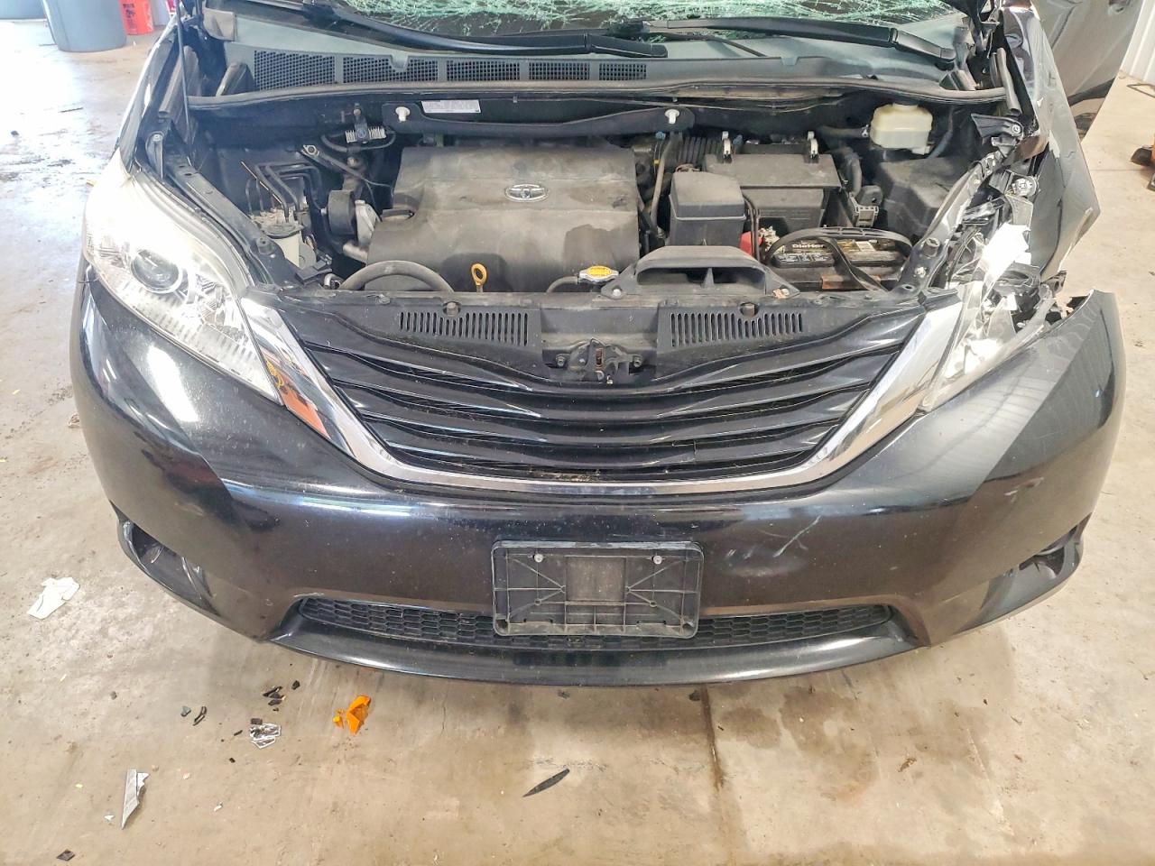 Toyota Sienna Le