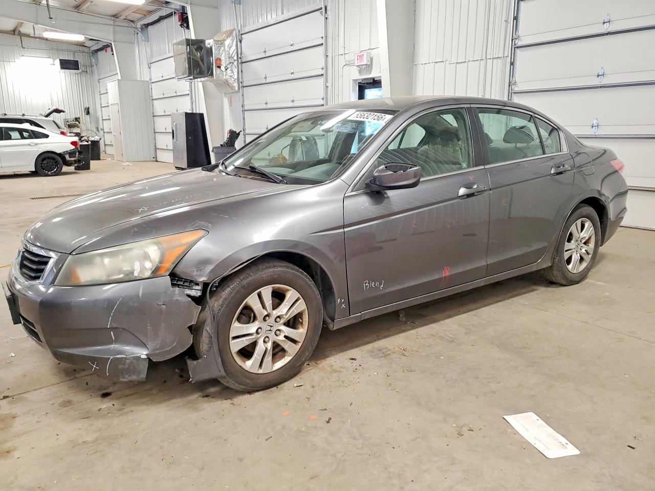 Salvage Honda Accord Image