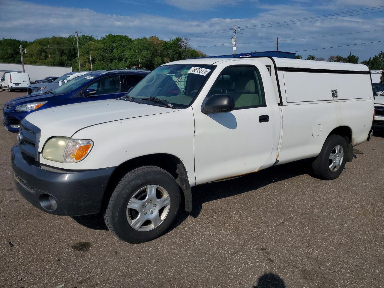 Salvage Toyota Tundra Image