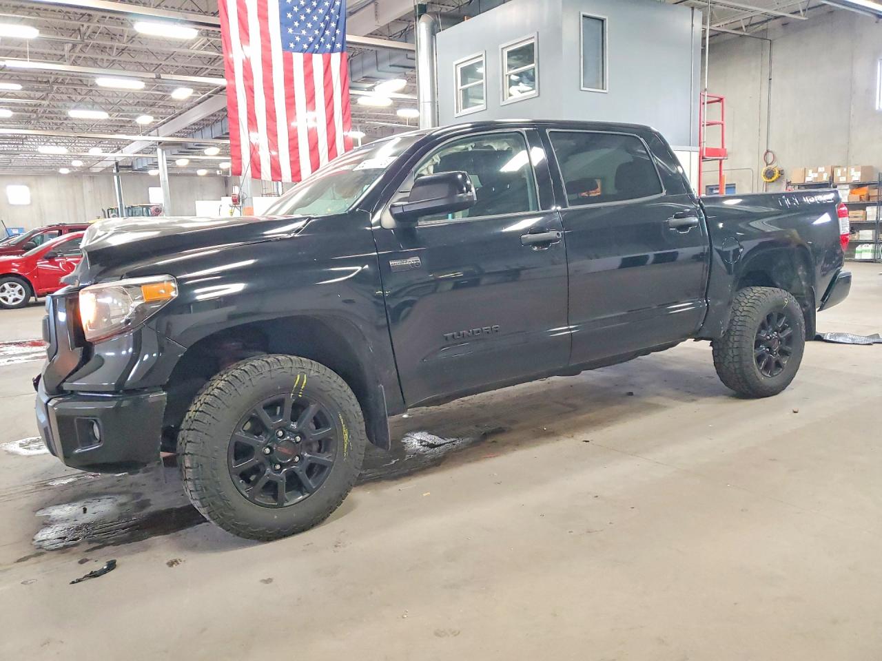 Salvage Toyota Tundra Image