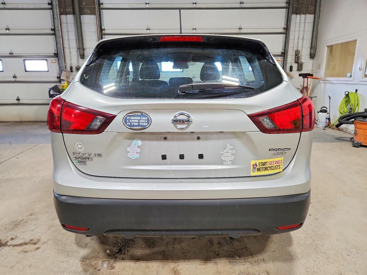 Nissan Rogue S