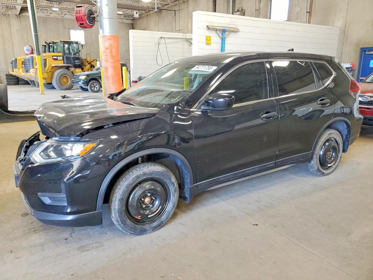 Salvage Nissan Rogue Image