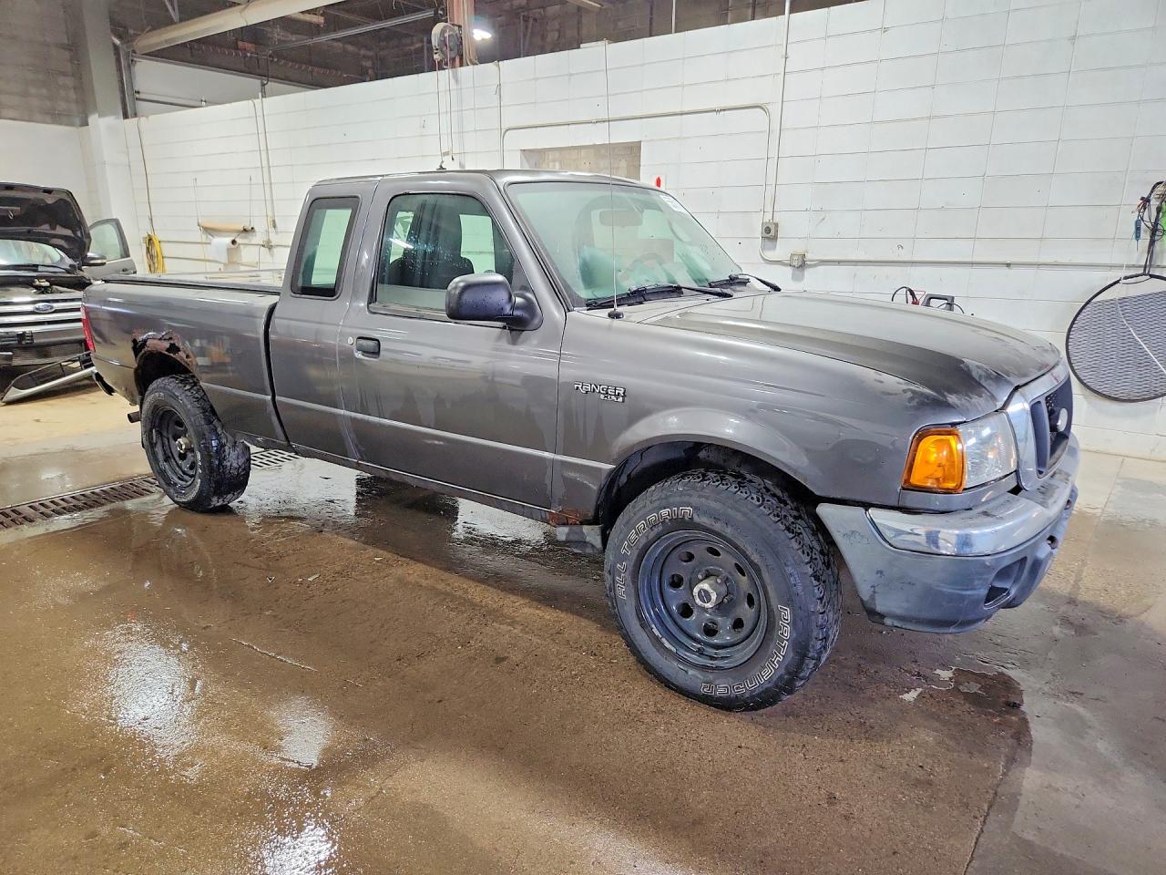 Ford Ranger Super Cab