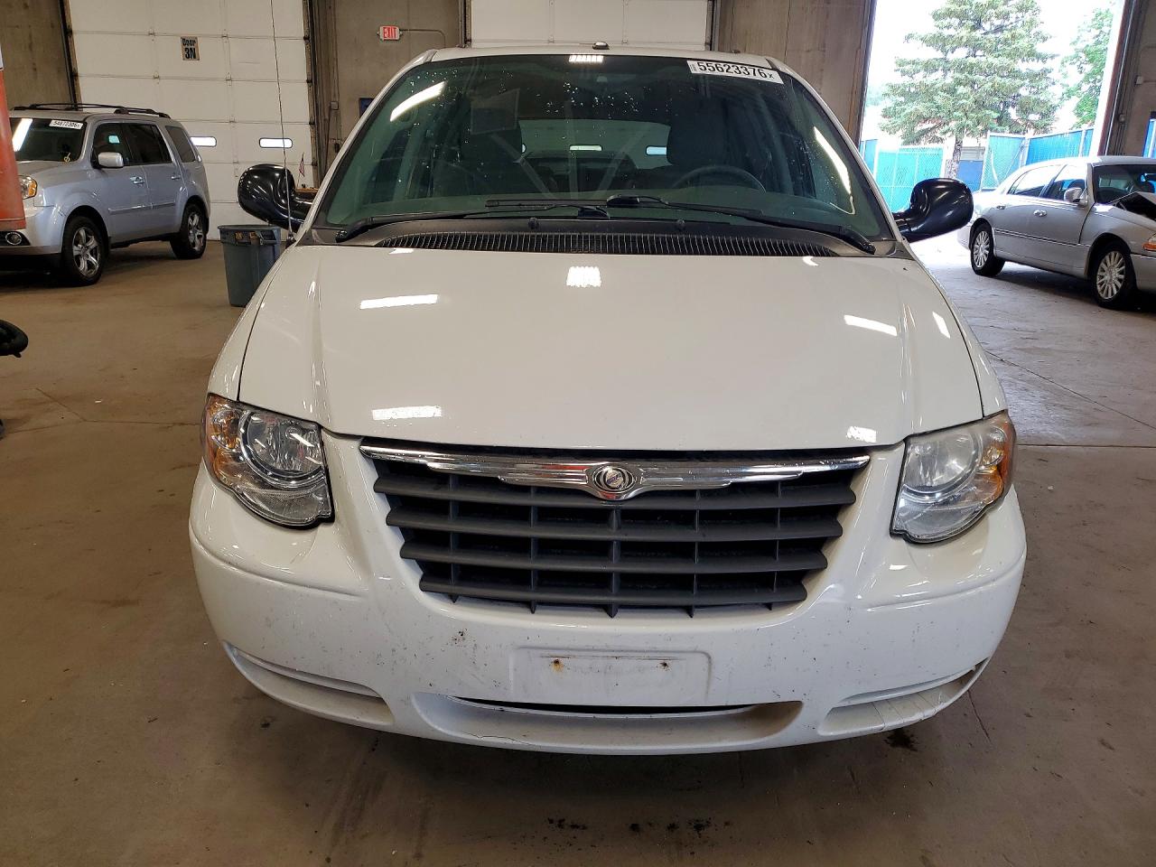 Chrysler Minivan Lx