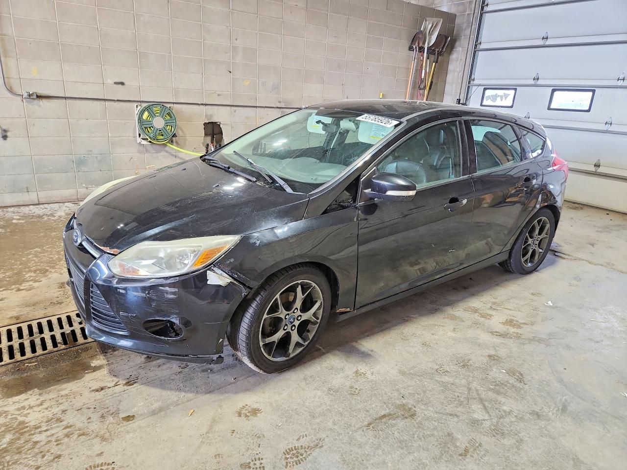 Salvage Ford Focus Image