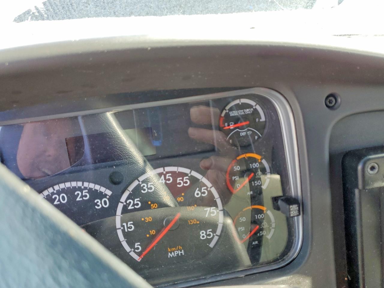 Freightliner M2