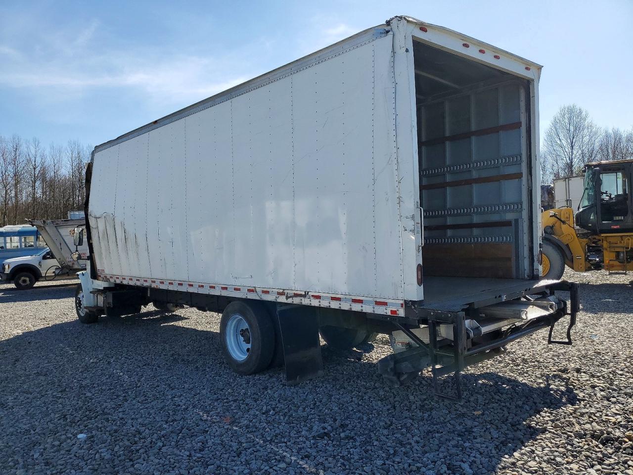 Freightliner M2