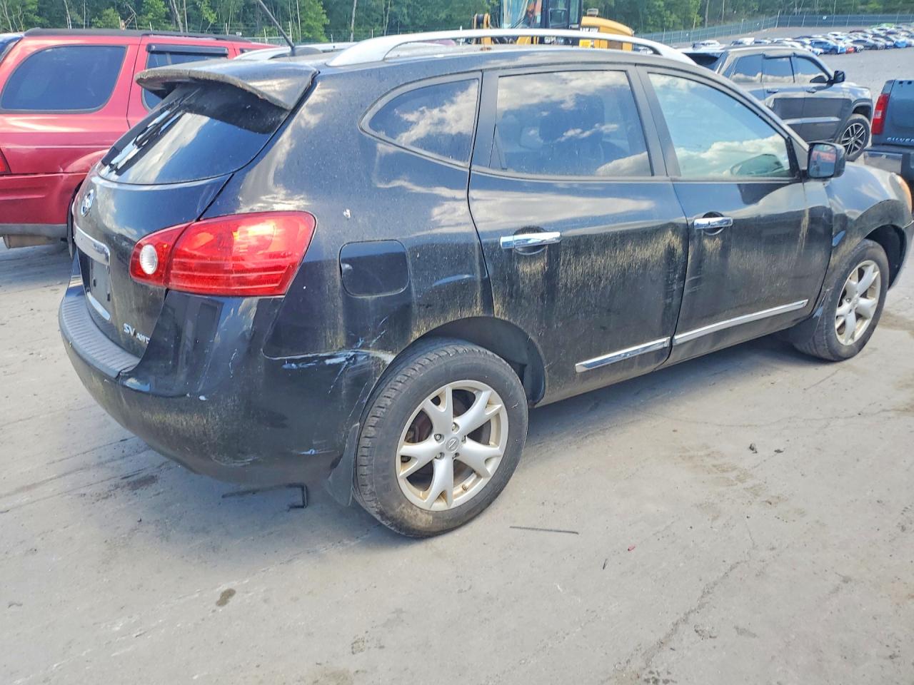 Nissan Rogue S