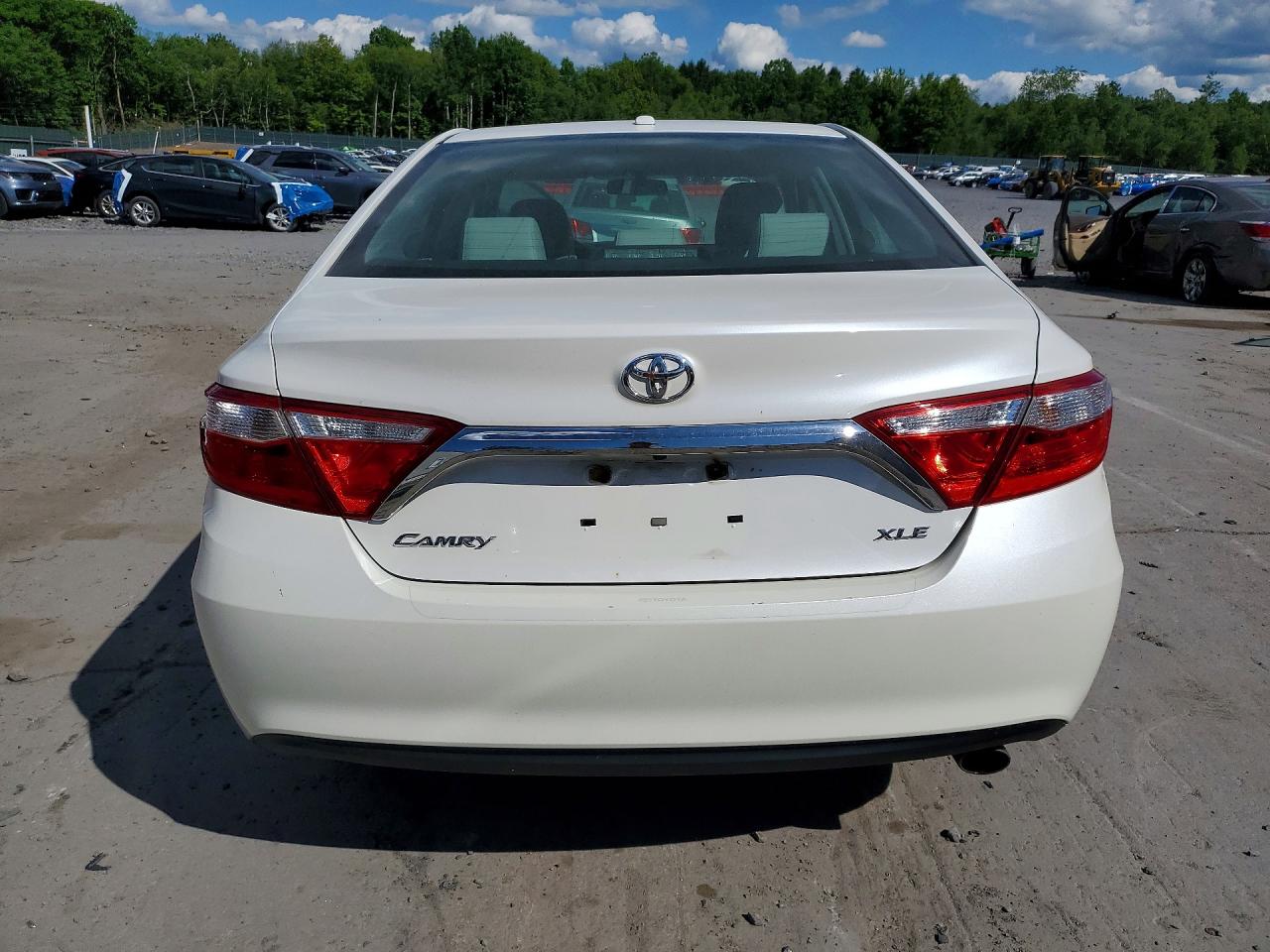 Toyota Camry Xle