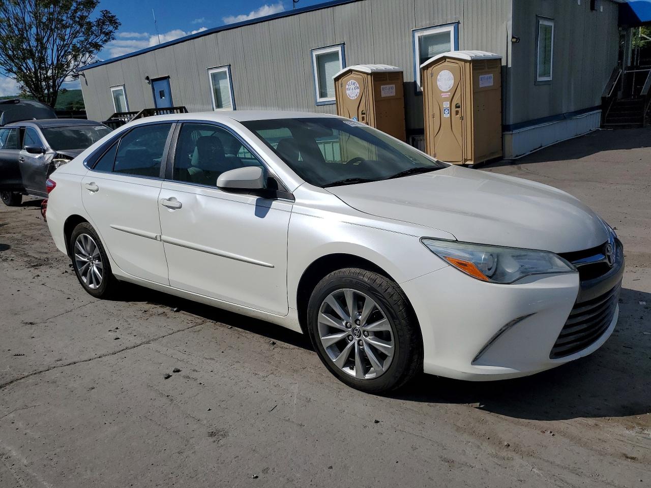 Toyota Camry Xle