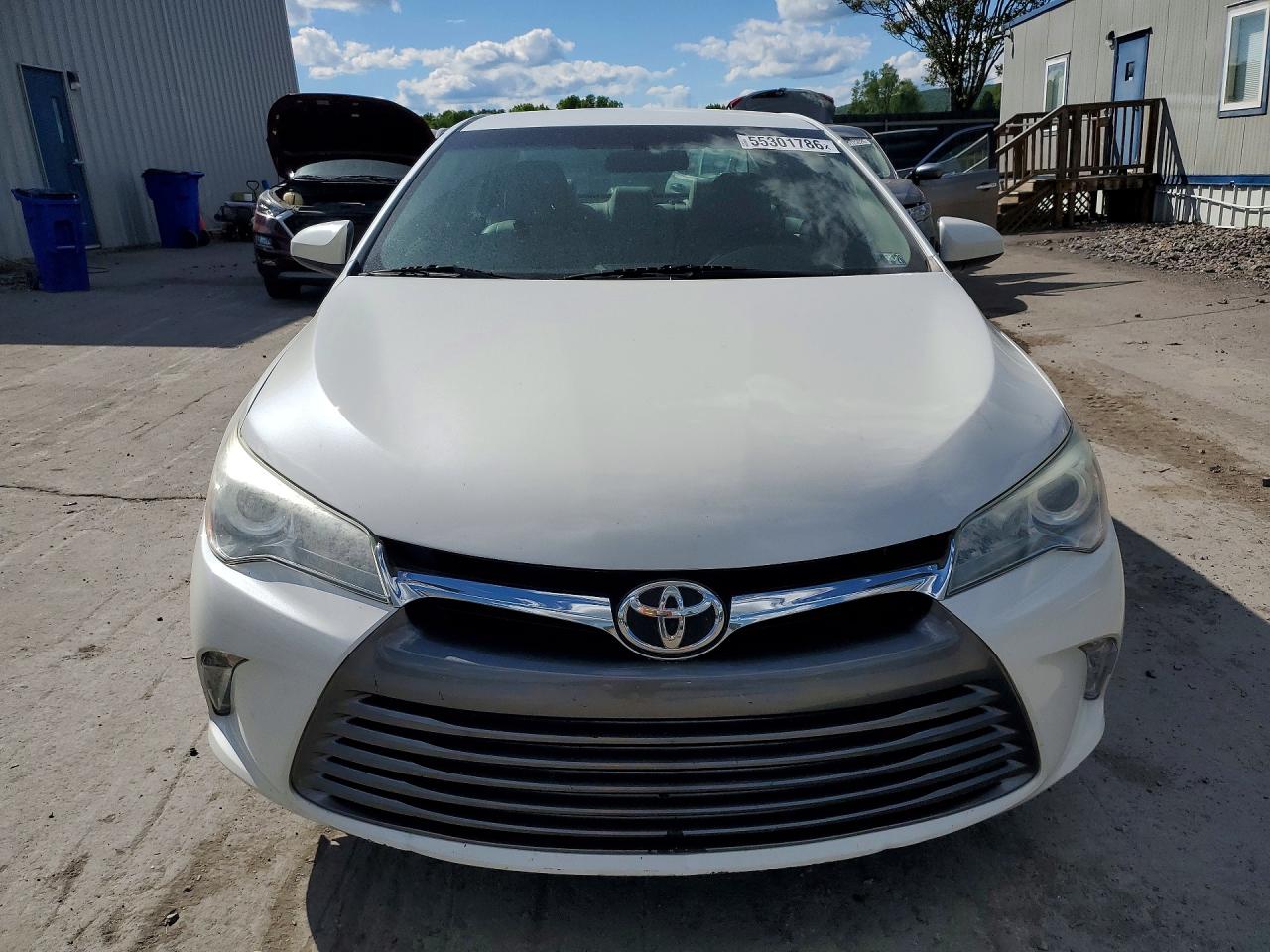 Toyota Camry Xle