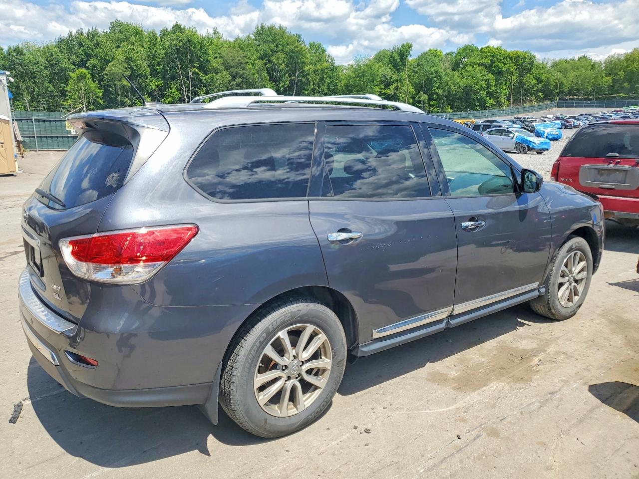 Nissan Pathfinder Sl