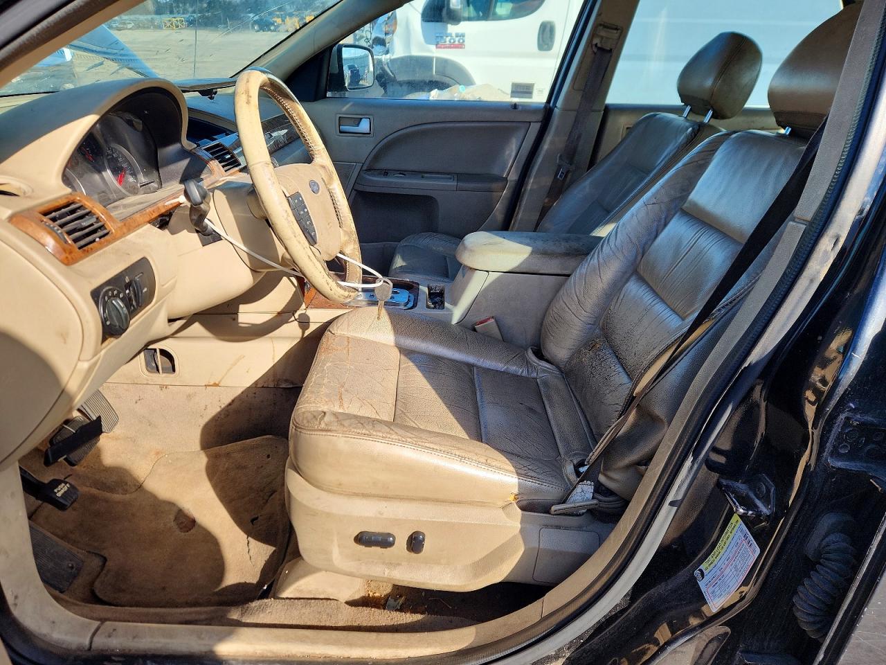 Ford Five Hundr Sel