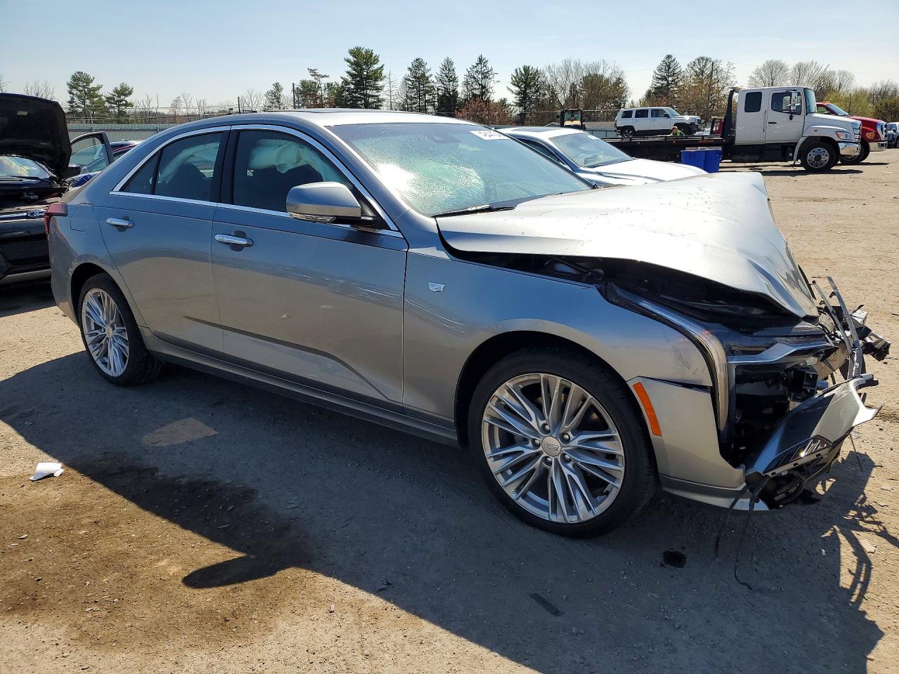 Cadillac CT4 Premium Luxury