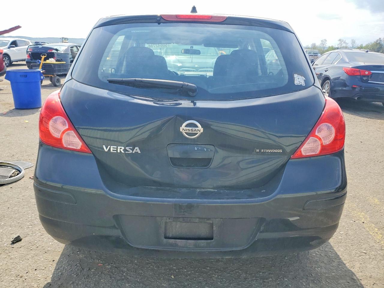 Nissan Versa