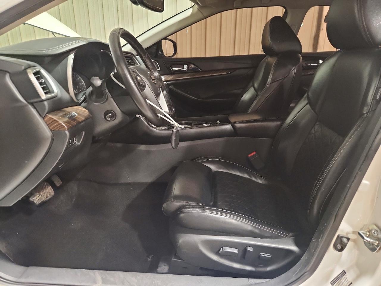 Nissan Maxima Platinum