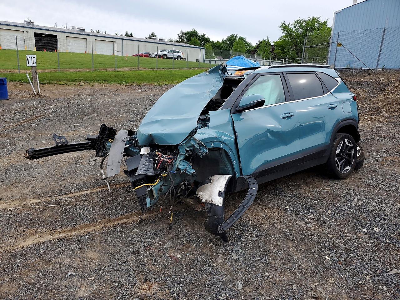 Salvage Kia Seltos Image