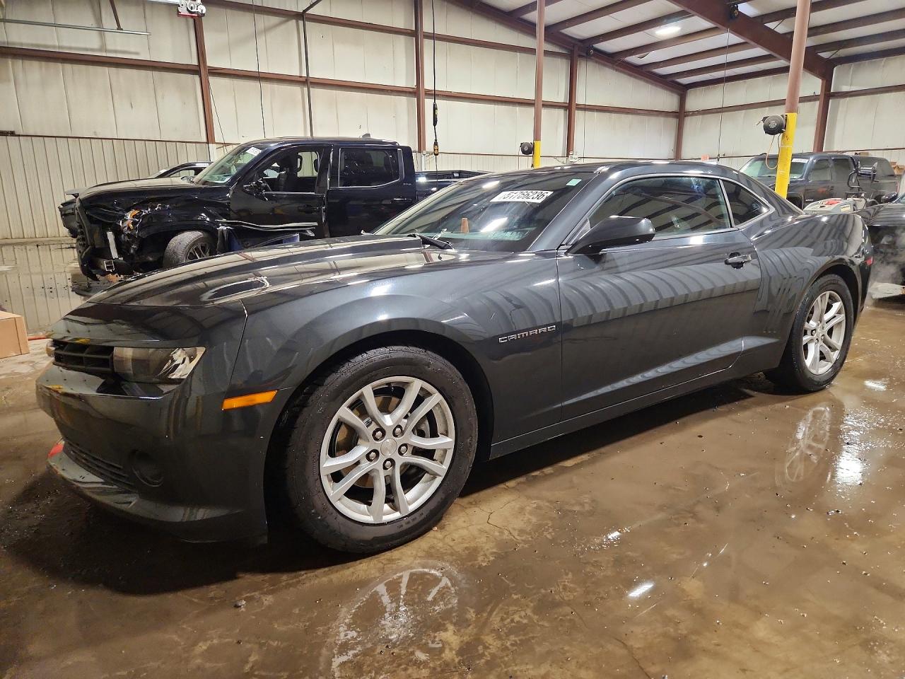 Salvage Chevrolet Camaro Image
