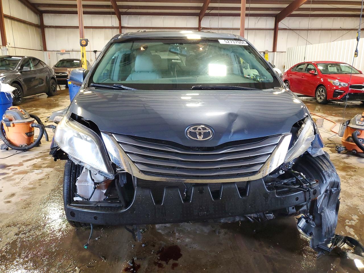 Toyota Sienna Xle 7-passenger