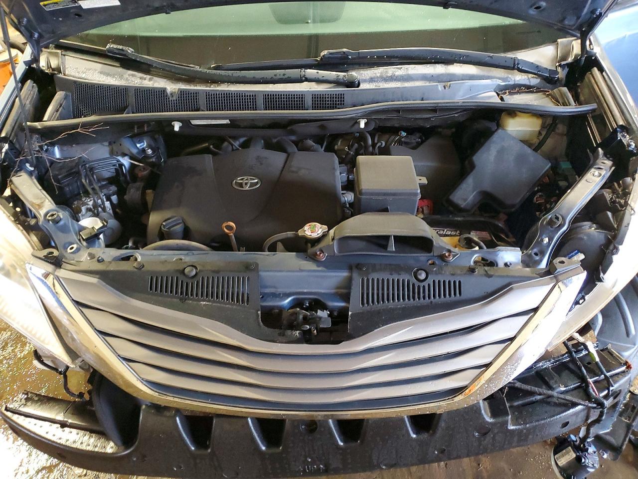 Toyota Sienna Xle 7-passenger