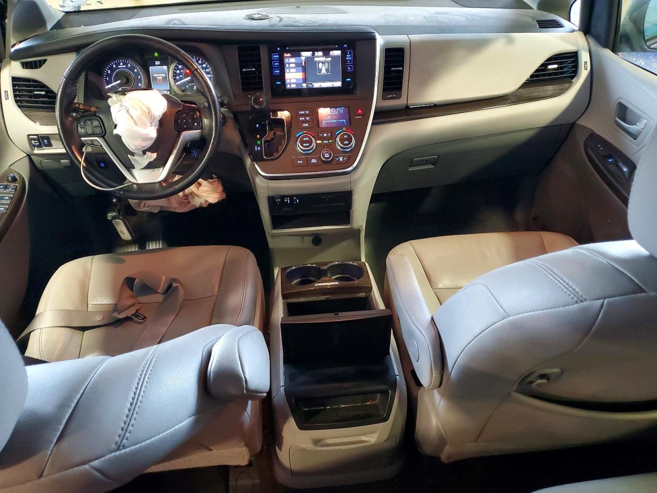 Toyota Sienna Xle 7-passenger