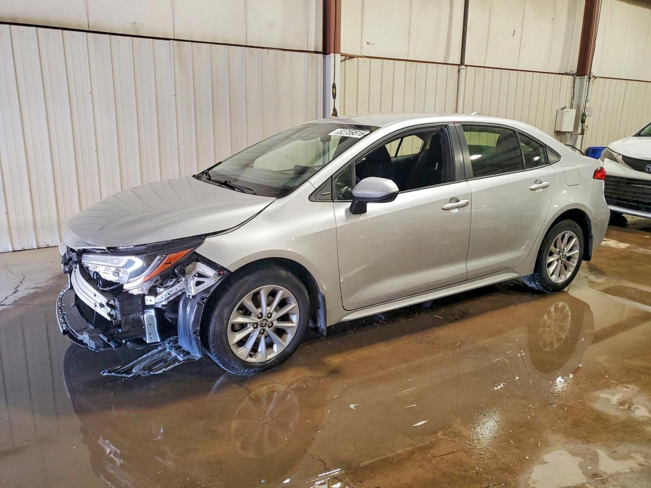 Salvage Toyota Corolla Image