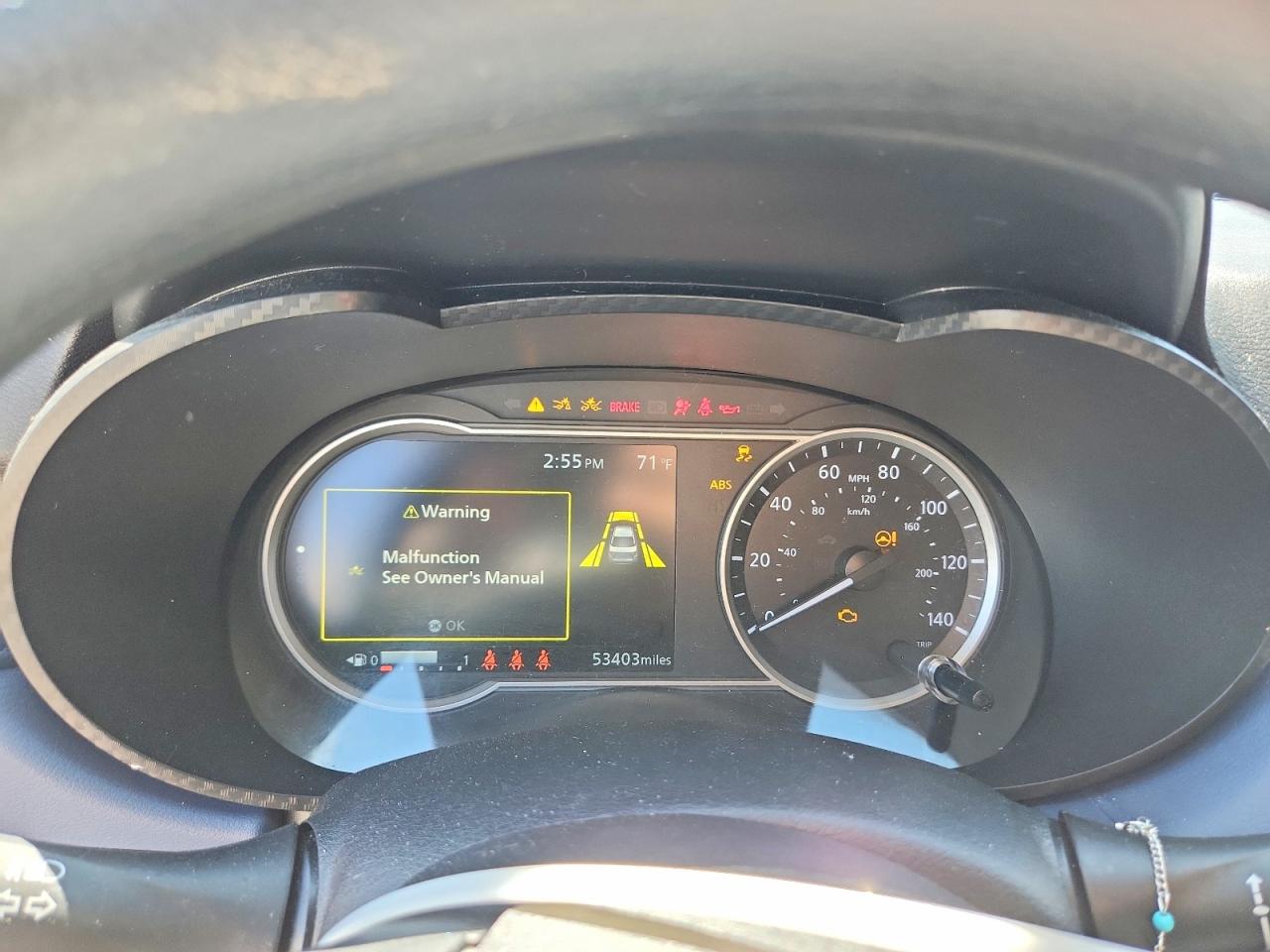 Nissan Versa Sv