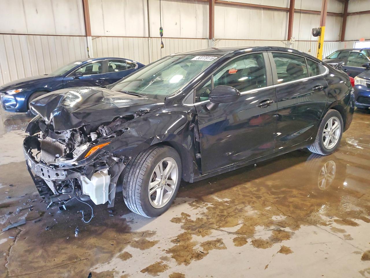 Salvage Chevrolet Cruze Image