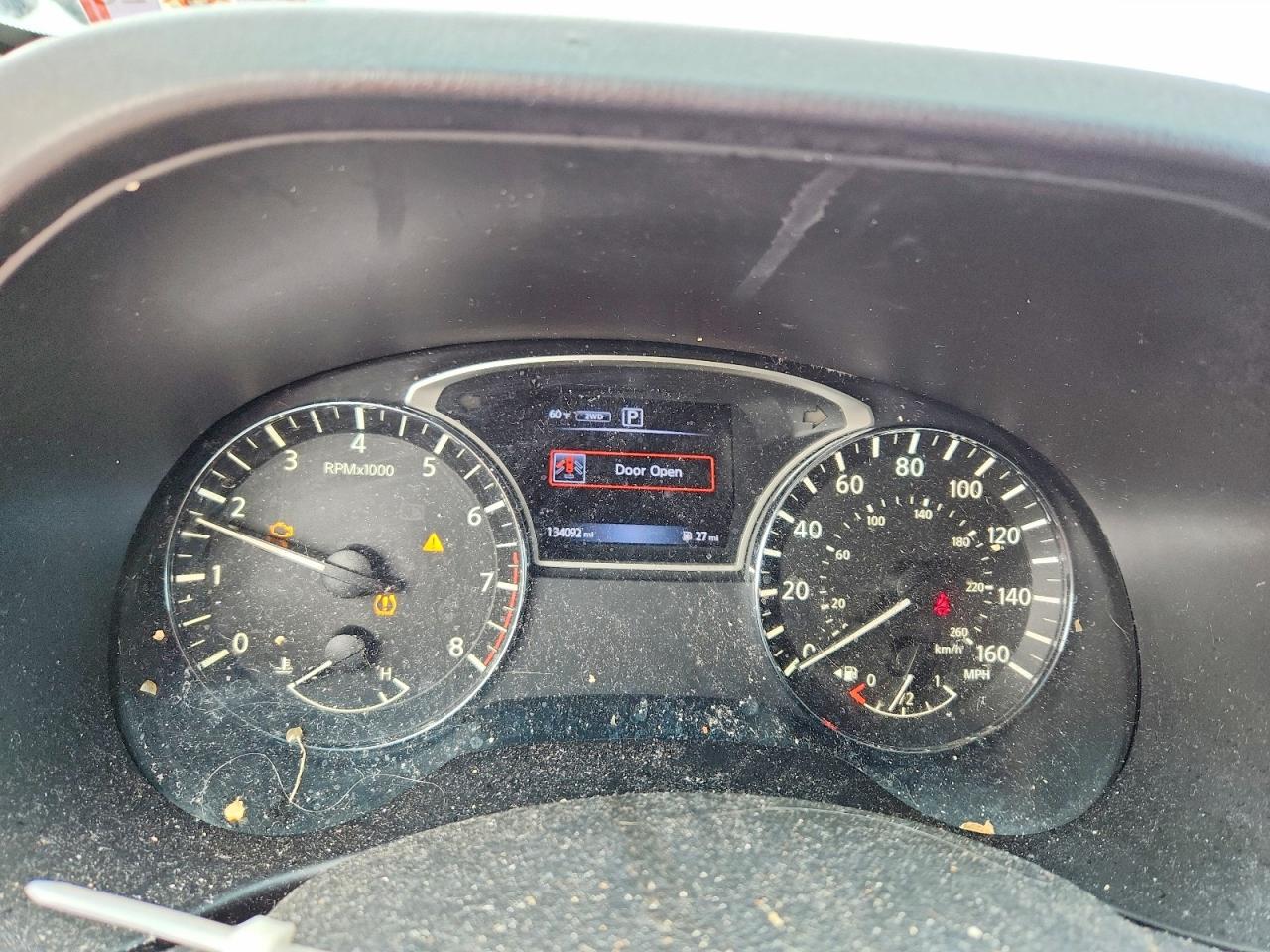 Nissan Pathfinder Sv