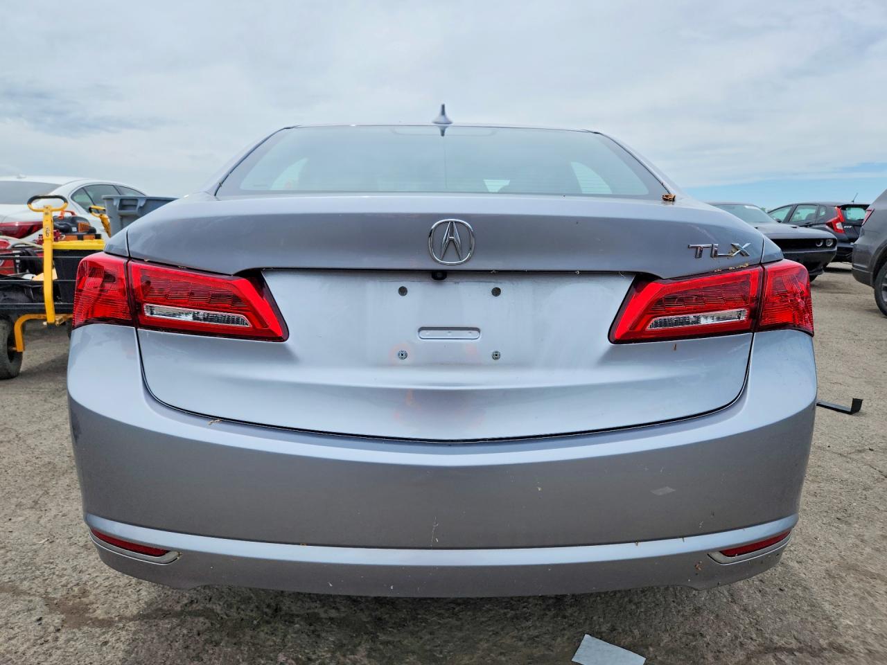 Acura TLX