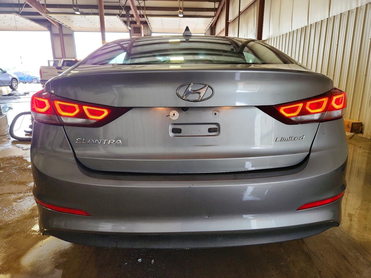 Hyundai ELANTRA Limited