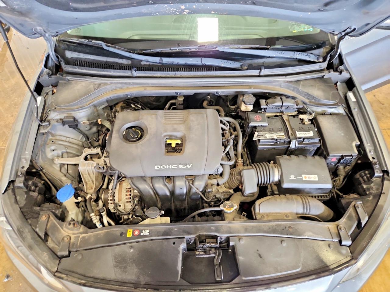 Hyundai ELANTRA Limited