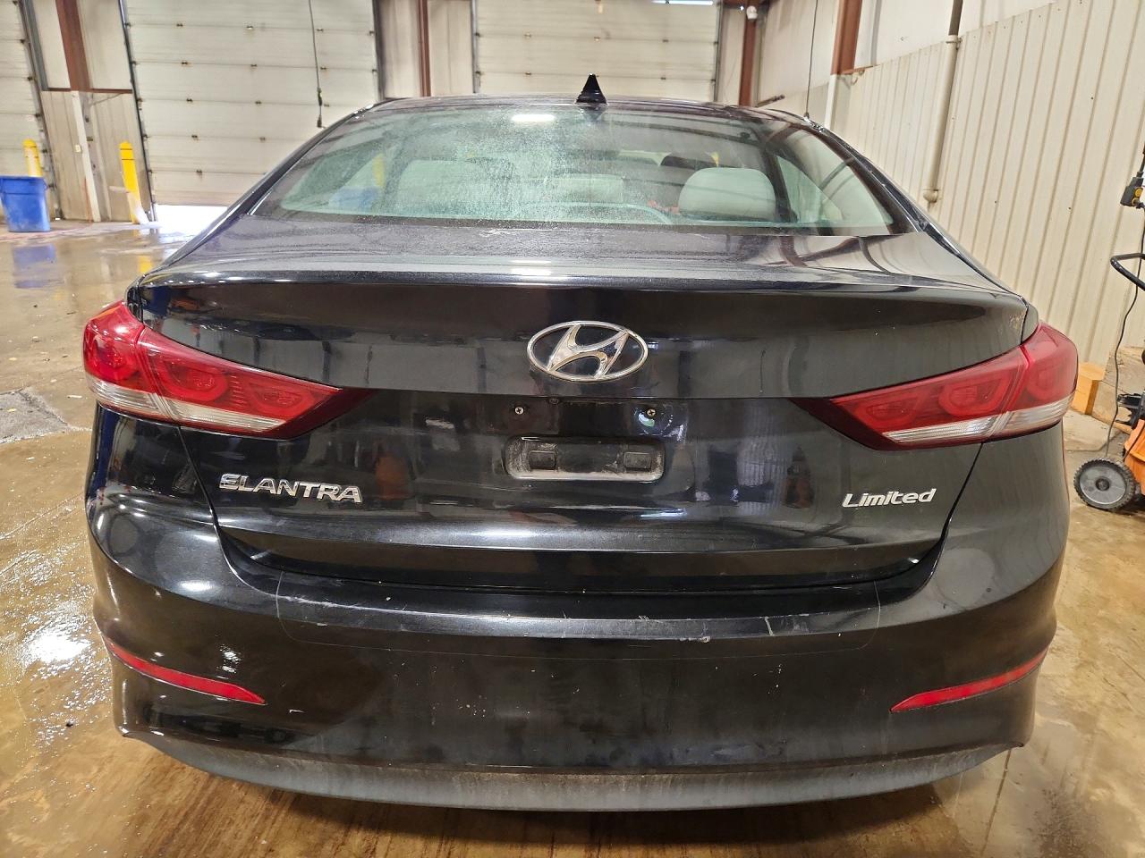 Hyundai ELANTRA Limited