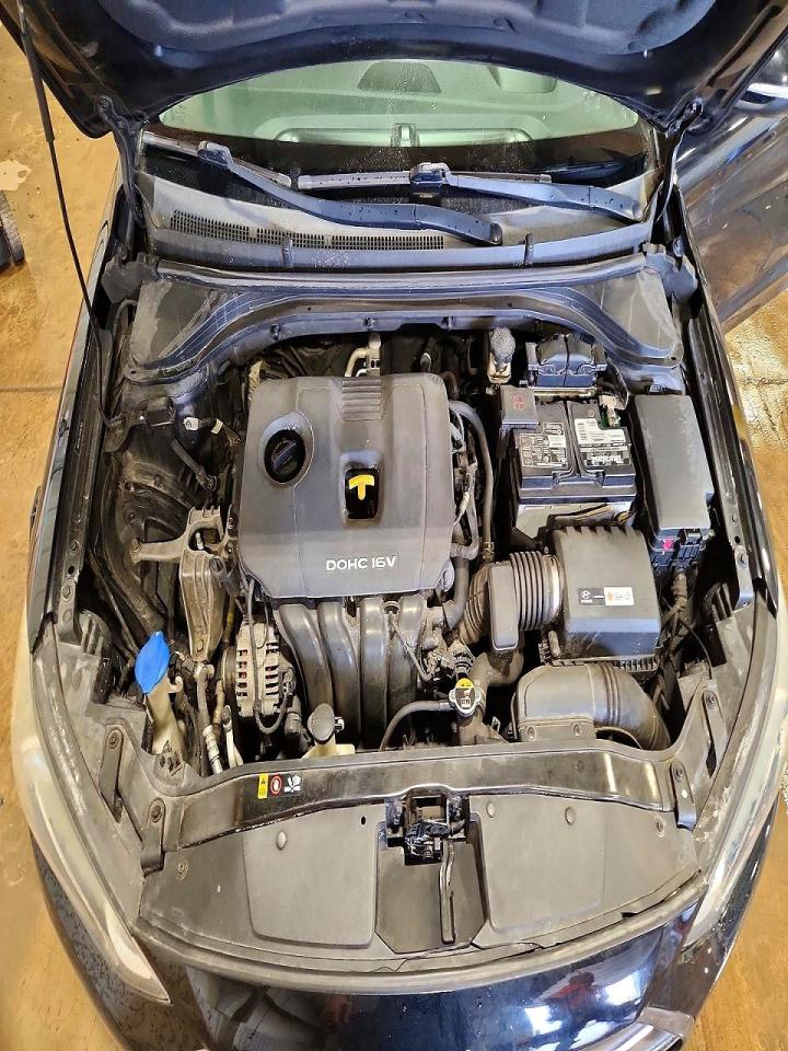 Hyundai ELANTRA Limited