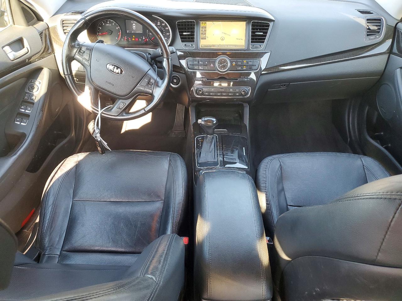 Kia Cadenza Luxury