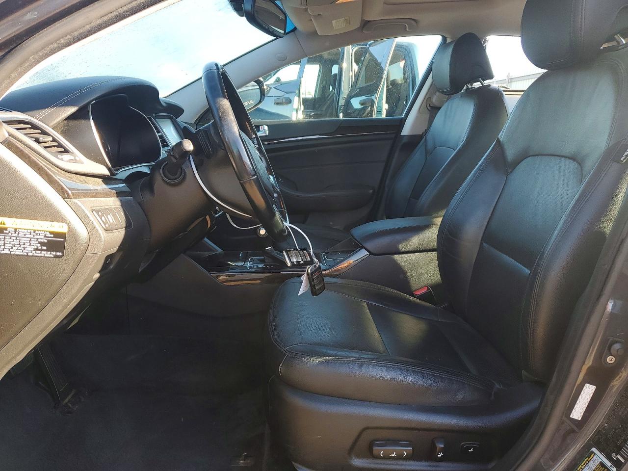Kia Cadenza Luxury