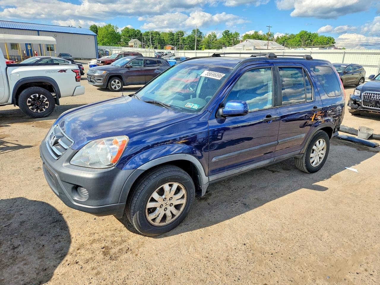 Salvage Honda Crv Image